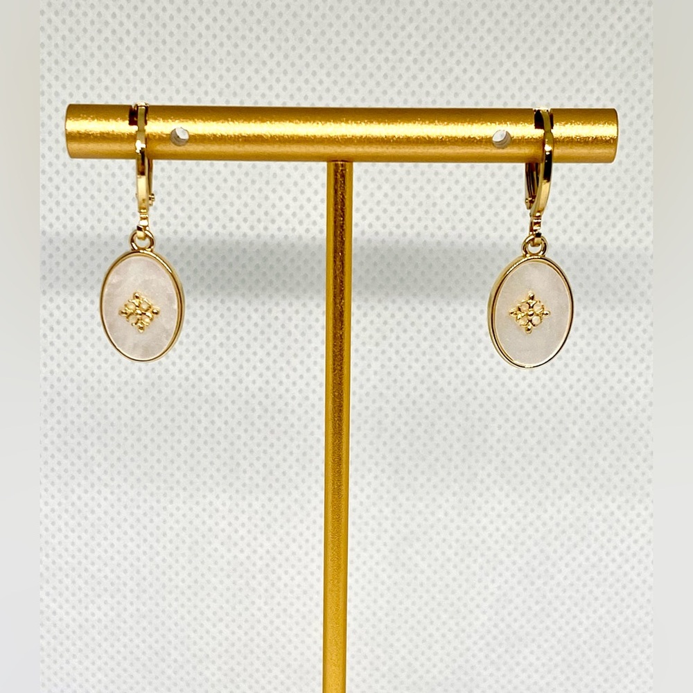 Elegant Gold and Cream Earrings